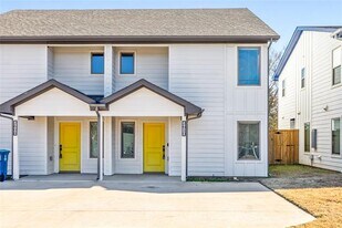 2608 S Fannin Ave in Denison, TX - Building Photo