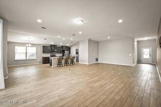 15646 Winder Lake Dr in Jacksonville, FL - Foto de edificio - Building Photo