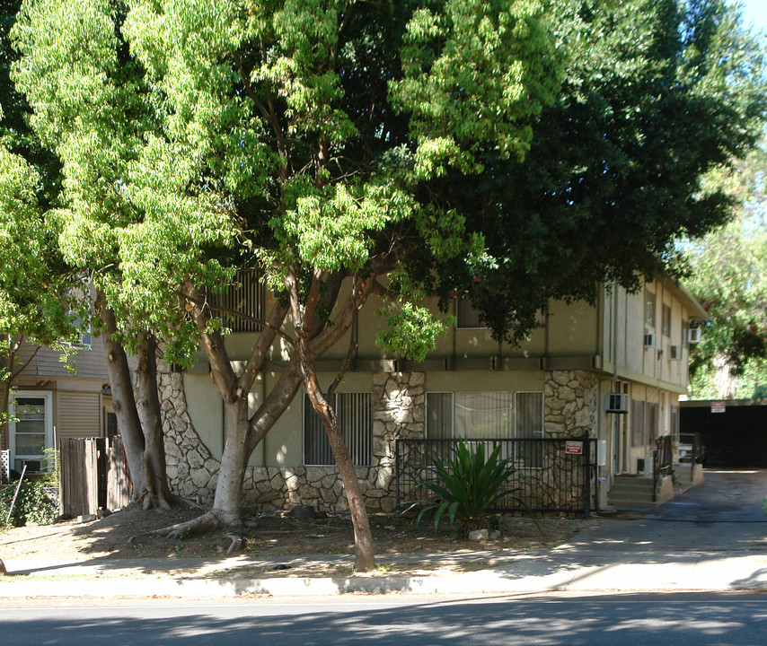 933 Los Robles Ave in Pasadena, CA - Building Photo