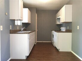 5105 Pepper Ln in Austin, TX - Building Photo