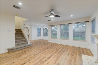 7716 Earp Way in Austin, TX - Building Photo - Building Photo