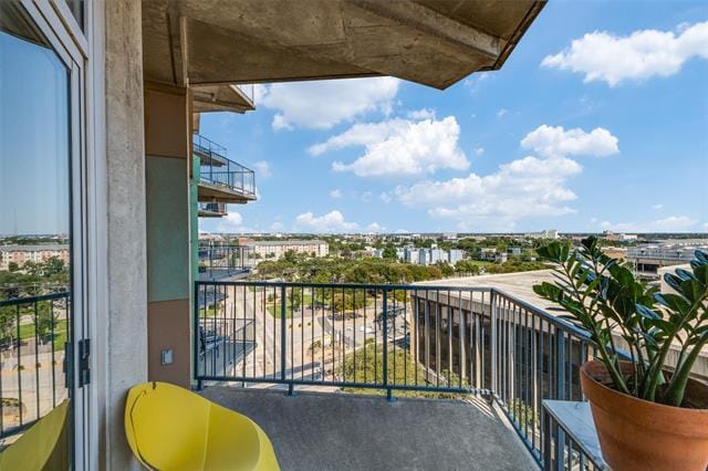 1001 Belleview St in Dallas, TX - Building Photo - Building Photo