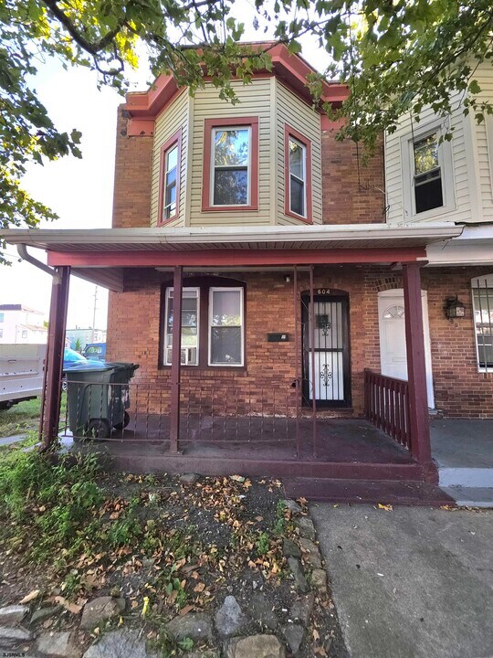 604 N Indiana Ave in Atlantic City, NJ - Building Photo