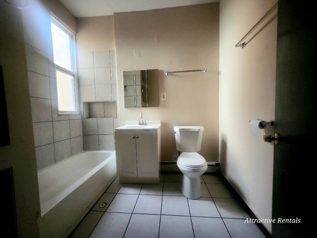 6648 S Bishop St in Chicago, IL - Foto de edificio - Building Photo