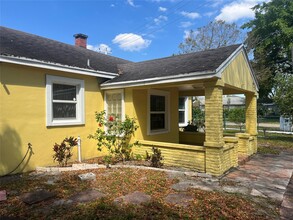 423 Columbus Pky in Hollywood, FL - Foto de edificio - Building Photo