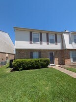 976 Sunmeadow Dr in Beaumont, TX - Building Photo