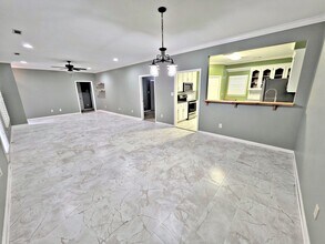 2208 Yorkshire SE in Decatur, AL - Building Photo - Building Photo