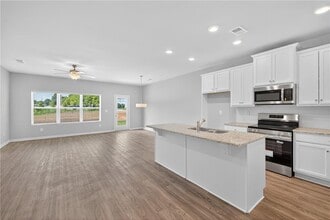 2825 Lillian Ln in Douglasville, GA - Building Photo - Building Photo