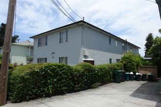 3909 Pacific Blvd in San Mateo, CA - Building Photo - Building Photo