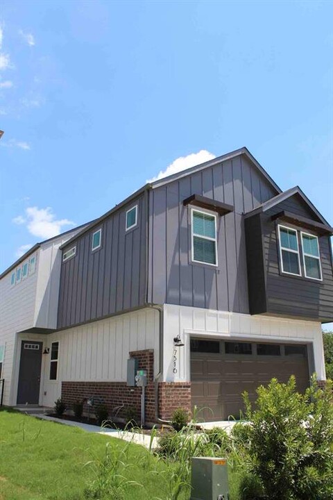 7516 Harmony Shoals Bnd in Austin, TX - Building Photo