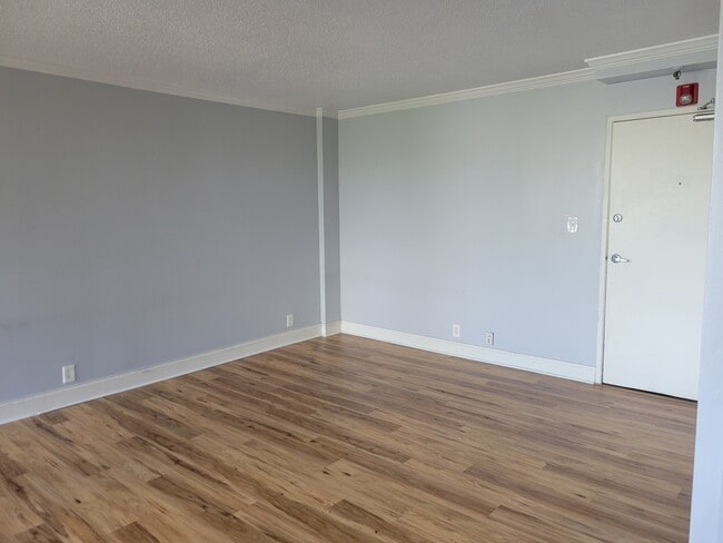 property at 1131 Stringers Ridge Rd