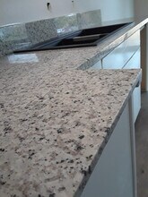 620 Queen Ave SE in Albany, OR - Foto de edificio - Building Photo