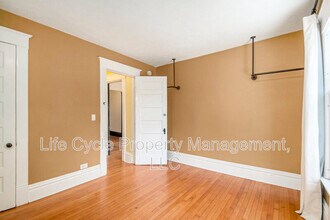 354 Richard Terrace SE in Grand Rapids, MI - Building Photo - Building Photo