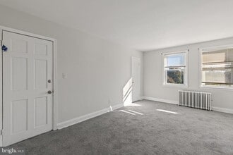 5626 Midwood Ave in Baltimore, MD - Building Photo - Building Photo