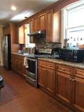 1522 Commonwealth Avenue in Boston, MA - Building Photo - Building Photo