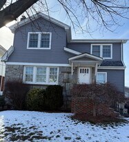 628 Second Ave in Lyndhurst, NJ - Building Photo