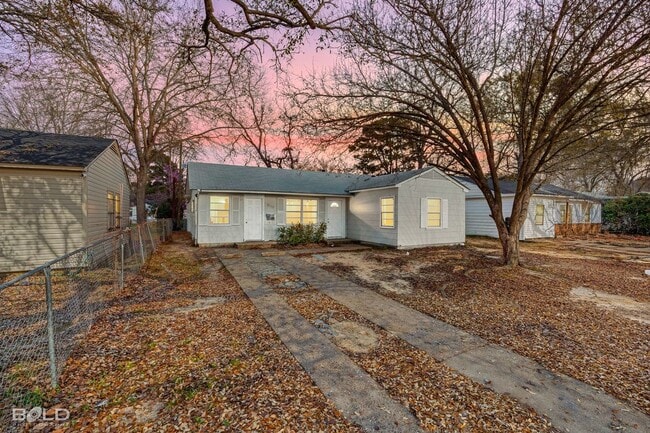 property at 2770 Parkridge St