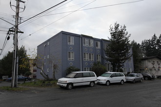 Marella Apartments in Seattle, WA - Building Photo - Building Photo