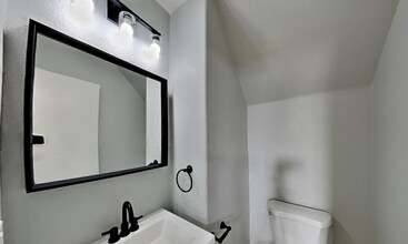 2280 Platinum Band St in Las Vegas, NV - Building Photo - Building Photo