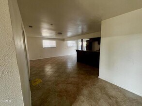 2530 Geronimo Dr in Oxnard, CA - Building Photo - Building Photo