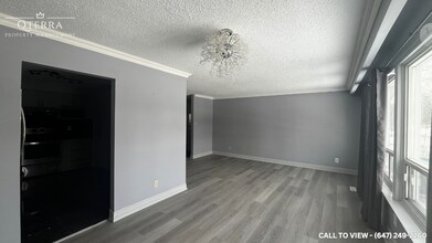 76 Ambleside Dr in Brampton, ON - Building Photo - Building Photo