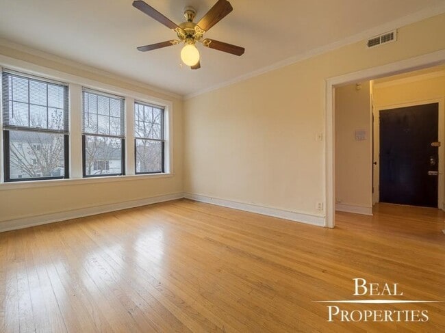 1448 W Byron St in Chicago, IL - Building Photo - Building Photo
