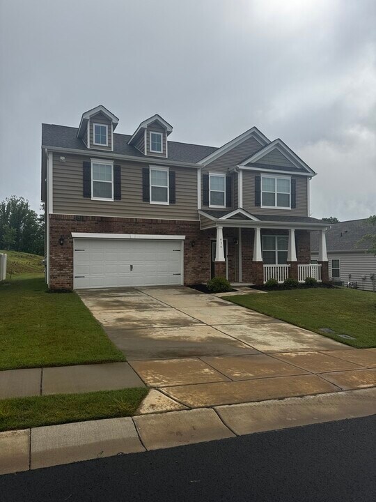 434 Carolina Hemlock Dr in Locust, NC - Building Photo