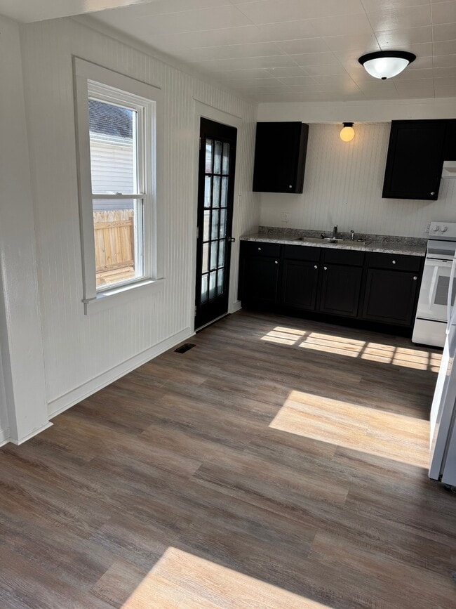 727 7th St in Tell City, IN - Building Photo - Building Photo