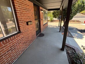 1090 Robin St in Reno, NV - Building Photo - Building Photo