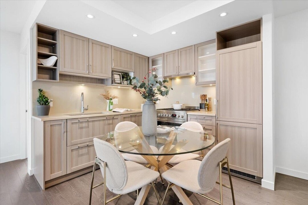 5470 Ormidale St in Vancouver, BC - Building Photo