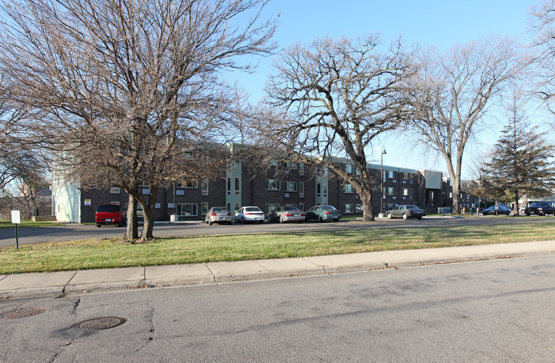 Riverside Apartments 55+ Senior in St. Cloud, MN - Building Photo
