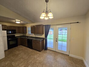 2575 Dry Creek Dr in Riverton, UT - Building Photo - Building Photo