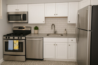 516 Mariedale Dr in Kirkwood, MO - Building Photo - Building Photo