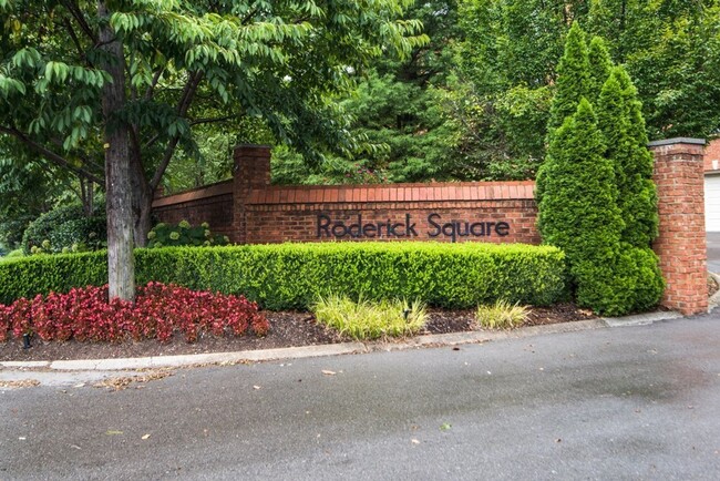 property at 3342 Hillsboro Pike