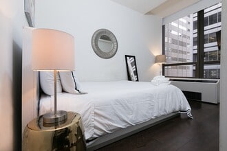 95 Wall St-Unit -608 in New York, NY - Building Photo - Building Photo
