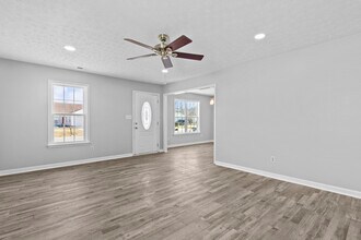 107 Luke Ct in New Bern, NC - Building Photo - Building Photo