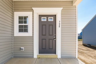724 Herd Ave in Pataskala, OH - Building Photo - Building Photo