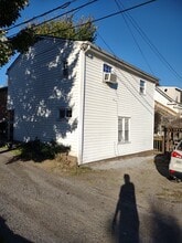 1409 3rd St SW, Unit A2 in Roanoke, VA - Foto de edificio - Building Photo