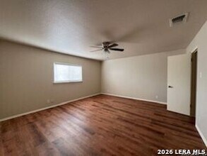 9930 Trendwood in San Antonio, TX - Building Photo - Building Photo