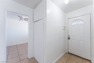 1108 Tumbleweed Ave in Las Vegas, NV - Building Photo - Building Photo
