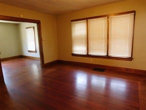 540 S 9th St in Salina, KS - Building Photo - Building Photo