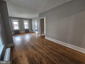338 Charles St in Coatesville, PA - Foto de edificio - Building Photo