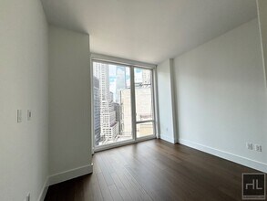 East 44th Street in New York, NY - Building Photo - Building Photo