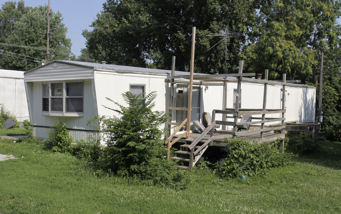 South Side Mobile Home Park in Plattsmouth, NE - Building Photo