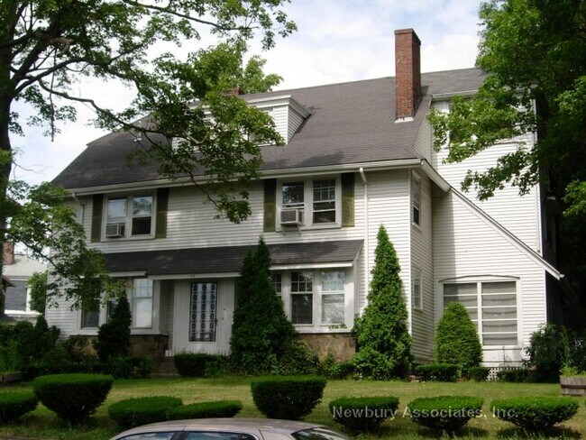 48 Bellevue St, Unit PH in Boston, MA - Building Photo - Building Photo