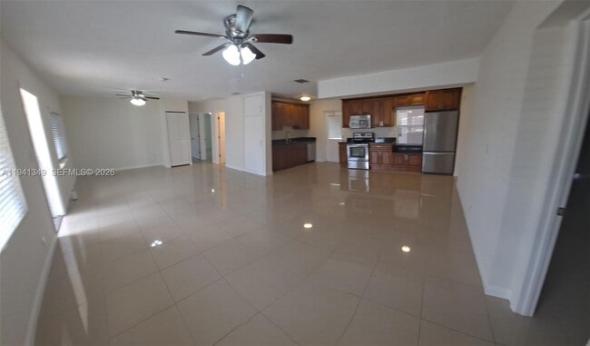 335 SW 18th Ave in Fort Lauderdale, FL - Building Photo - Building Photo