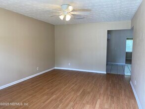 4581 Praver Dr N in Jacksonville, FL - Building Photo - Building Photo