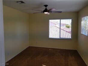 7196 Cressida Ct in Las Vegas, NV - Building Photo - Building Photo