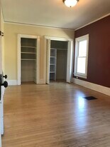 3316 N Downer Ave, Unit 3316 in Milwaukee, WI - Building Photo