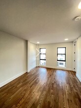 180 Noll St in Brooklyn, NY - Building Photo - Building Photo